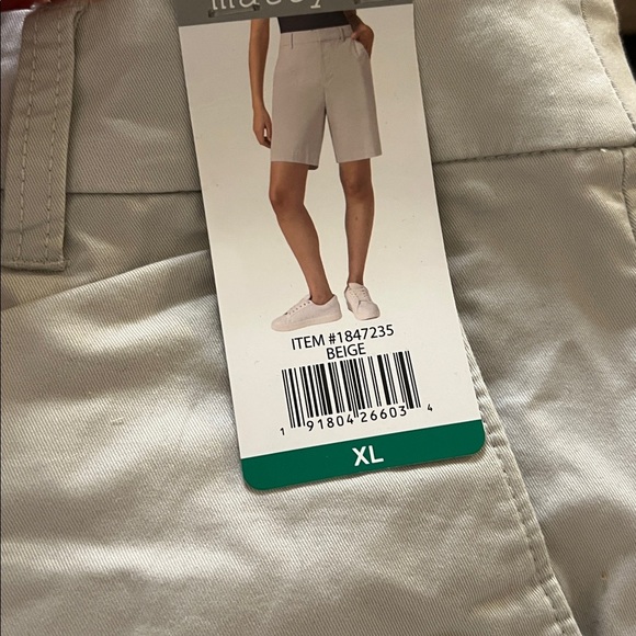 NWT Matty M Women's chino Shorts beige S XL - Picture 5 of 5